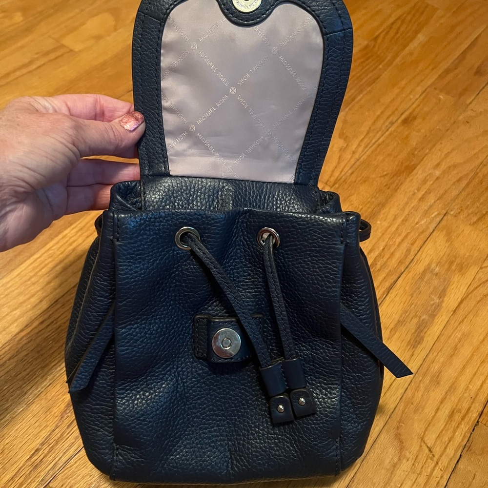 Michael Kors Dark Blue Leather Bag - Picture 3 of 10